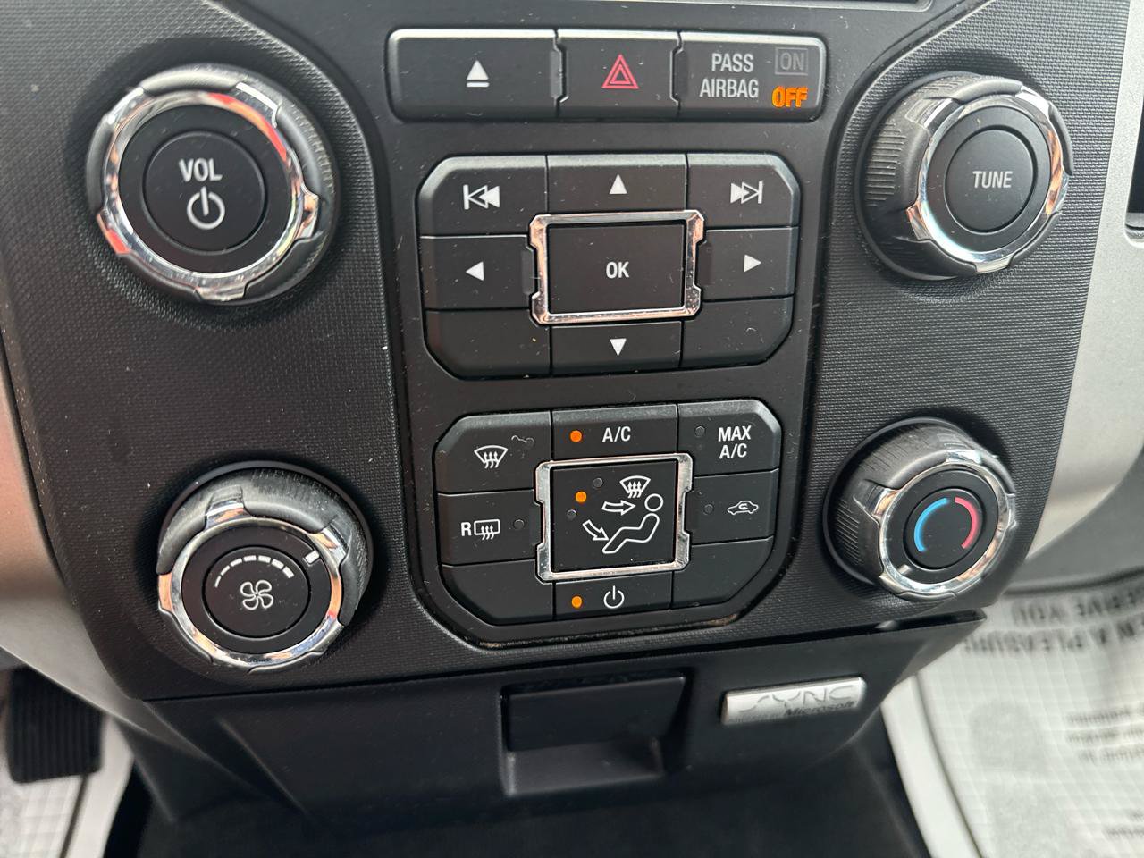 Used 2013 Ford F150 XLT w/ Luxury Equipment Group AWD/4WD image 21