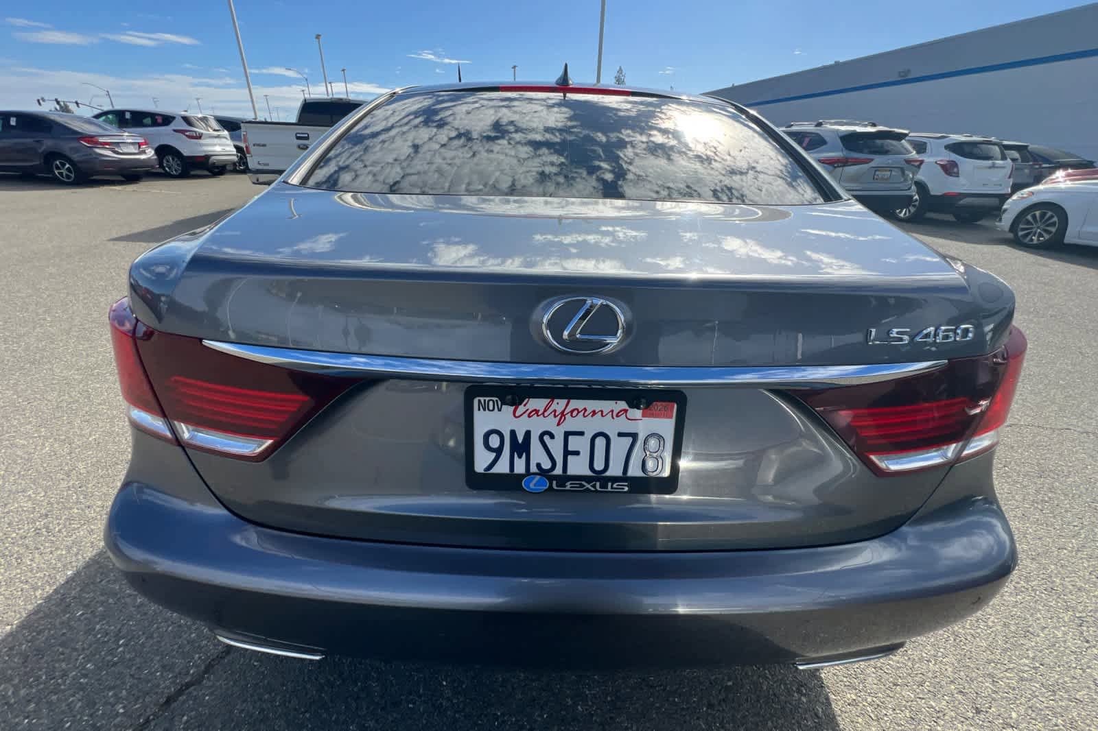 Used 2014 Lexus LS 460 w/ Comfort Package RWD image 5