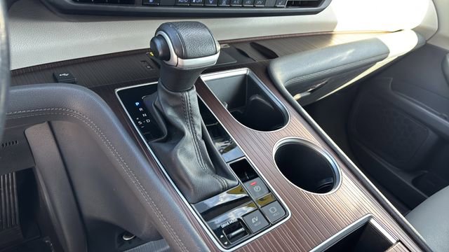 Used 2023 Toyota Sienna XLE w/ XLE Plus Package image 30