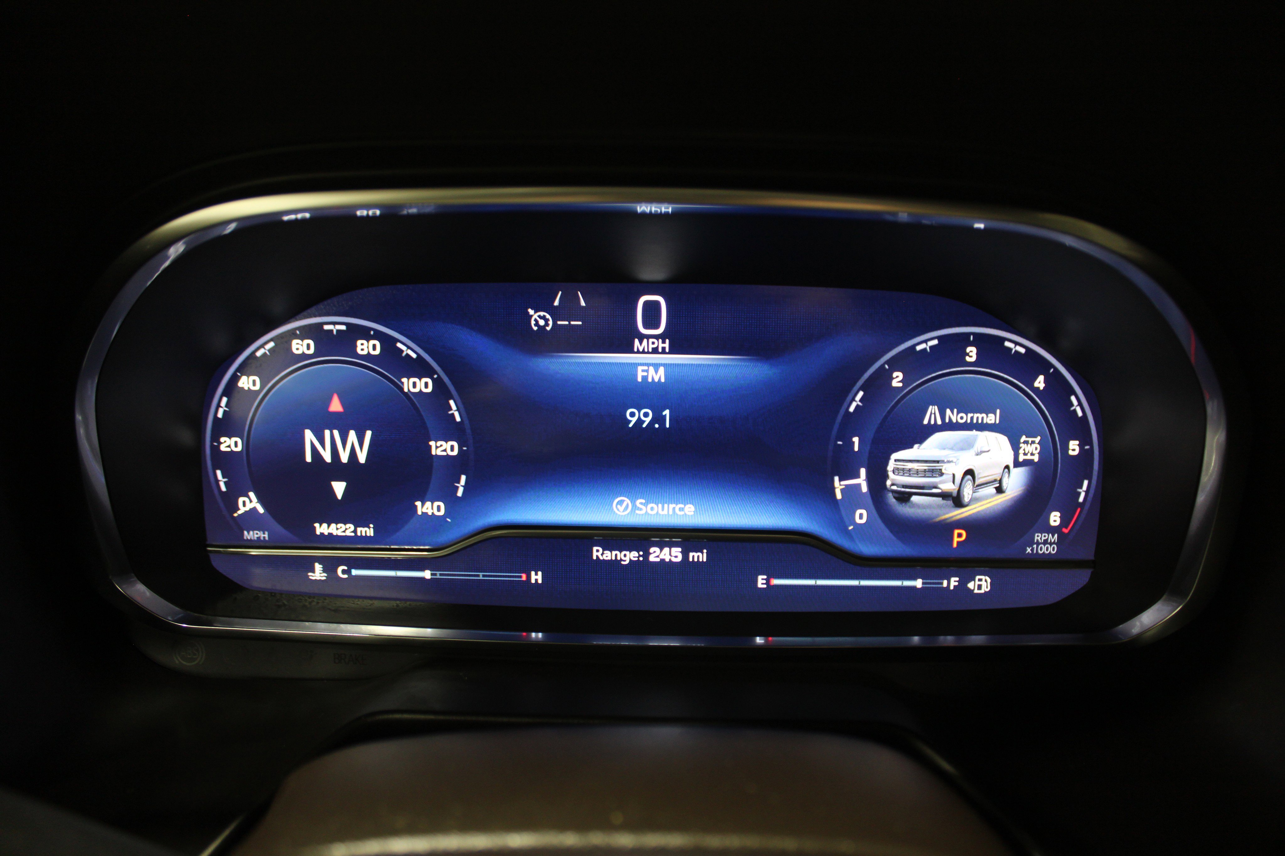 Used 2024 Chevrolet Tahoe LT w/ Luxury Package image 14