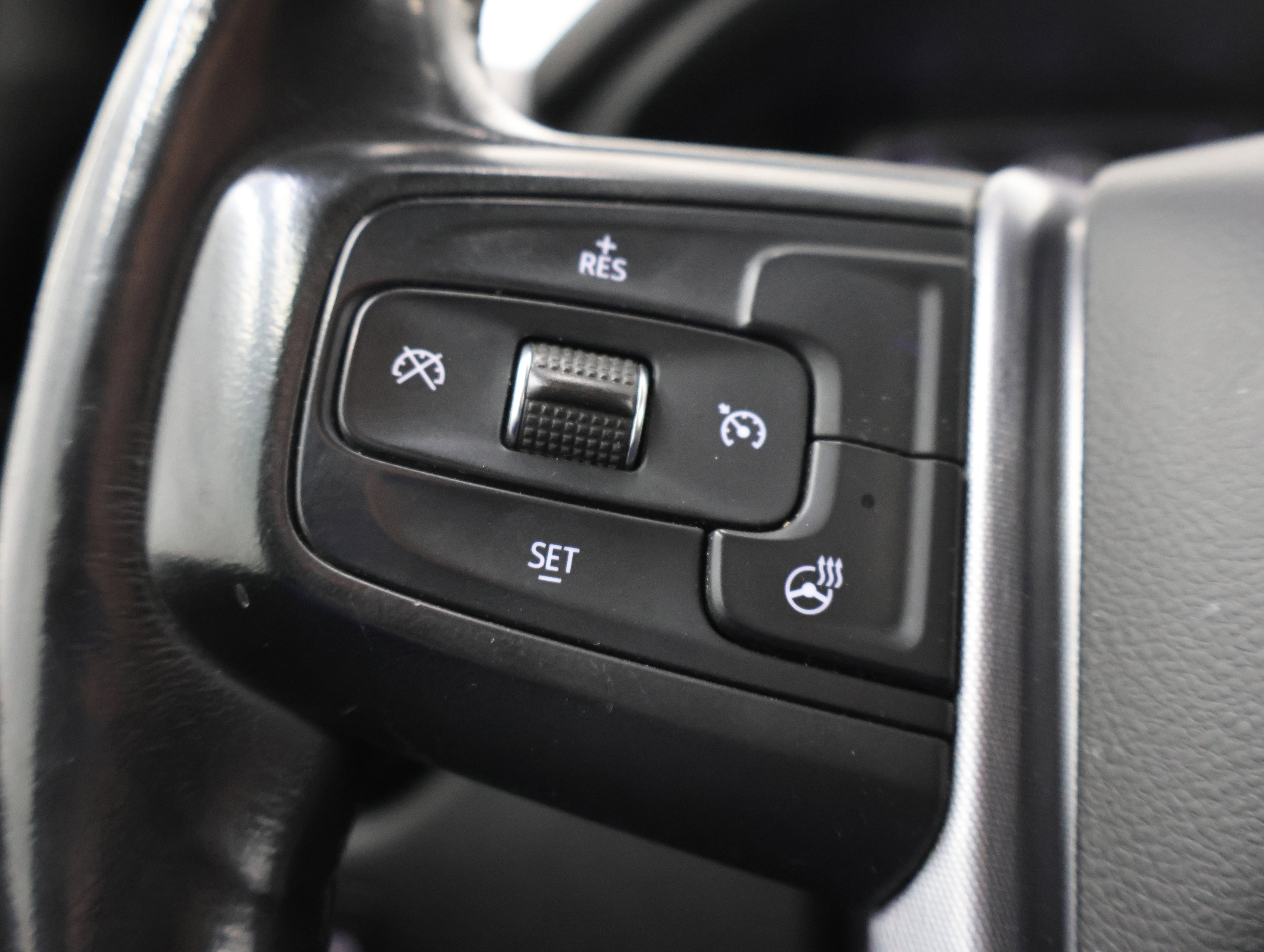 Used 2021 GMC Sierra 2500 SLE w/ X31 Off-Road Package AWD/4WD image 14