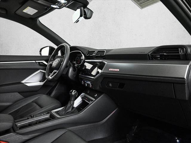 Certified 2025 Audi Q3 2.0T Premium Plus w/ Premium Plus Package image 23