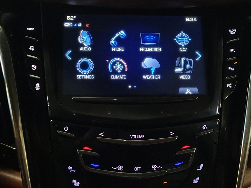 Used 2017 Cadillac Escalade ESV Platinum RWD image 25