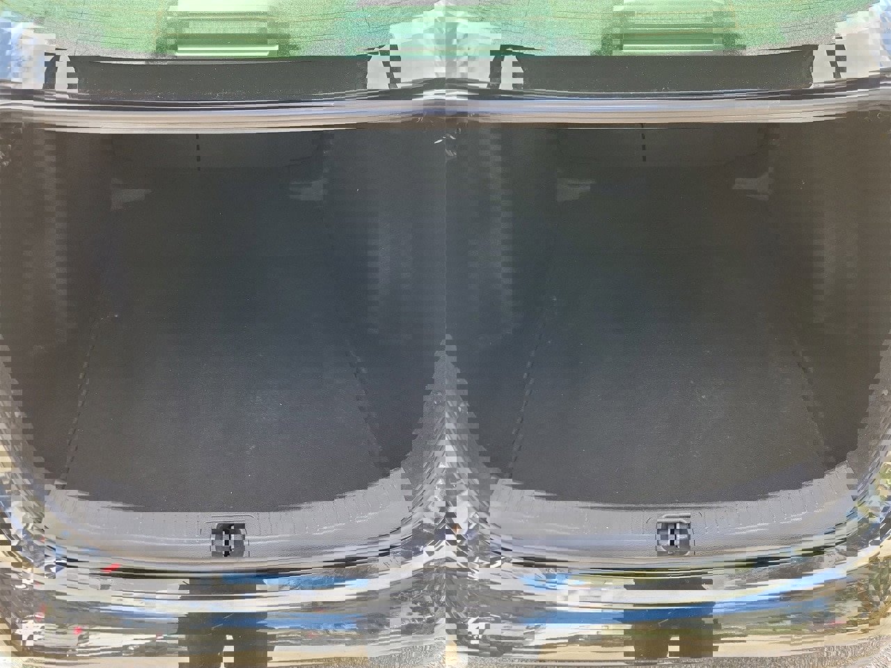 Used 2022 Toyota Corolla LE image 8