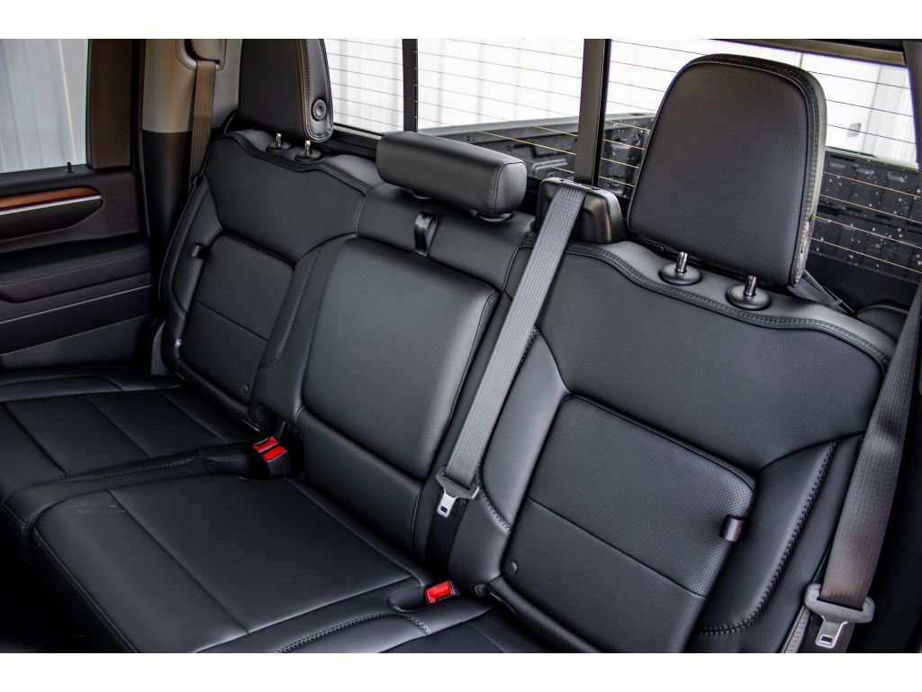 New 2026 GMC Sierra 2500 Denali w/ Denali Reserve Package image 23