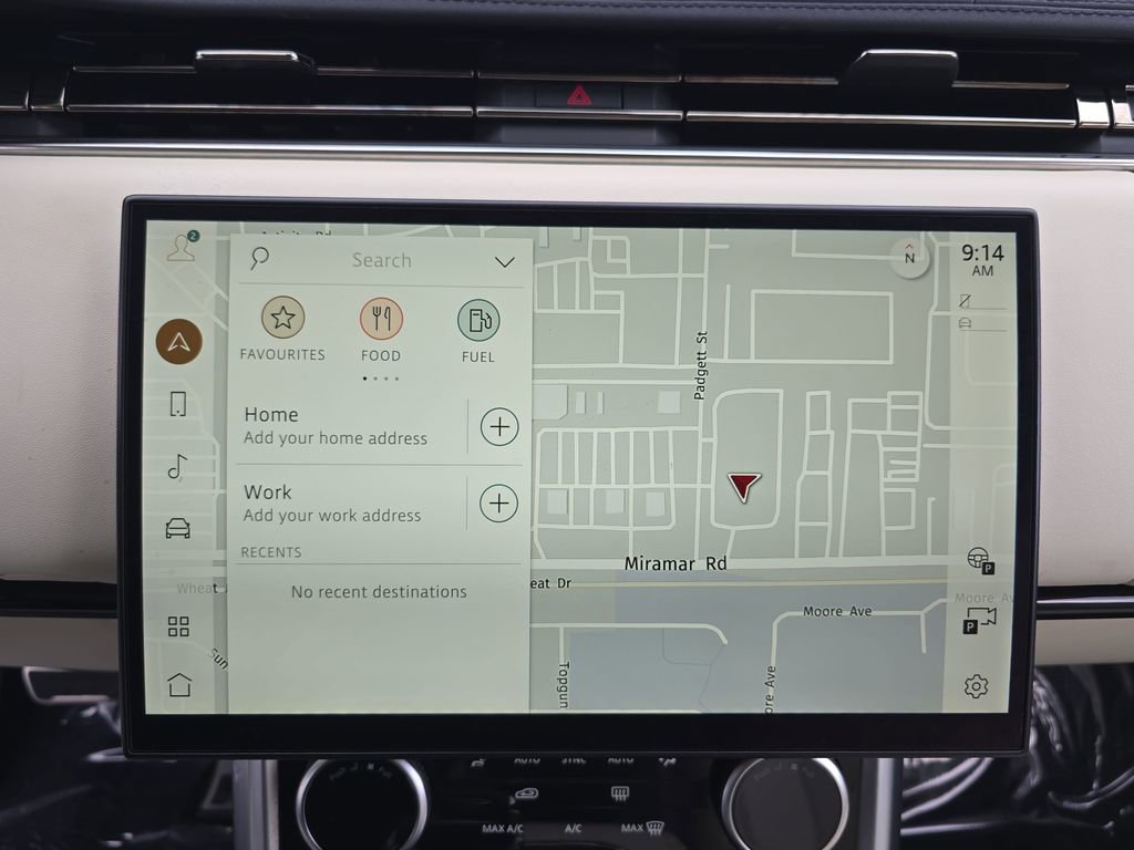 Certified 2023 Land Rover Range Rover SE image 23