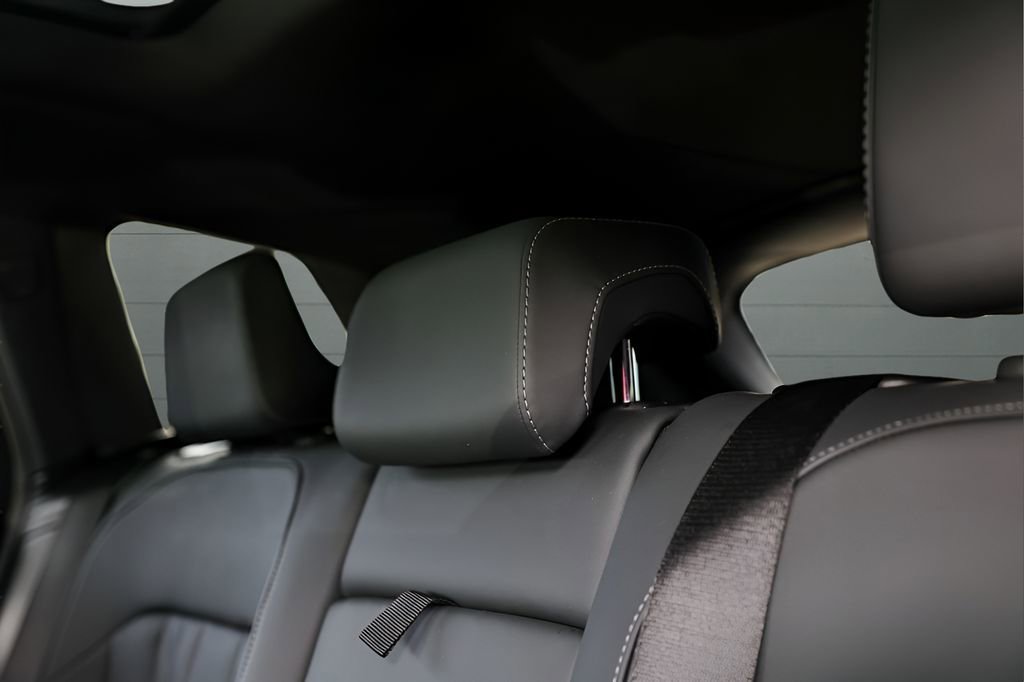 Used 2025 BMW X3 xDrive30i image 54