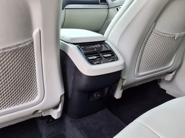 Certified 2023 Volvo XC90 B6 Plus w/ Protection Package Premier AWD/4WD image 25
