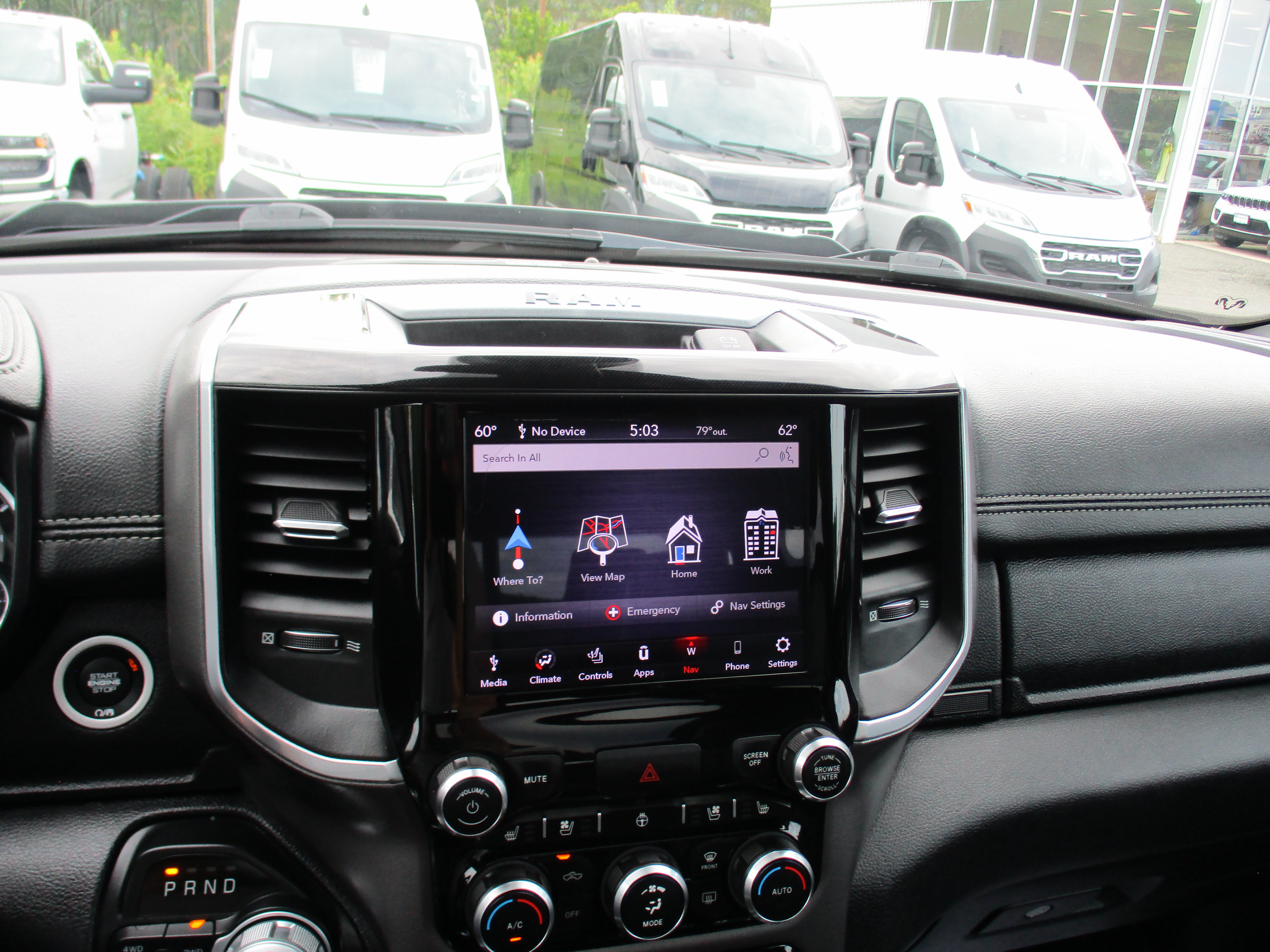 Used 2020 RAM 1500 Laramie AWD/4WD image 18