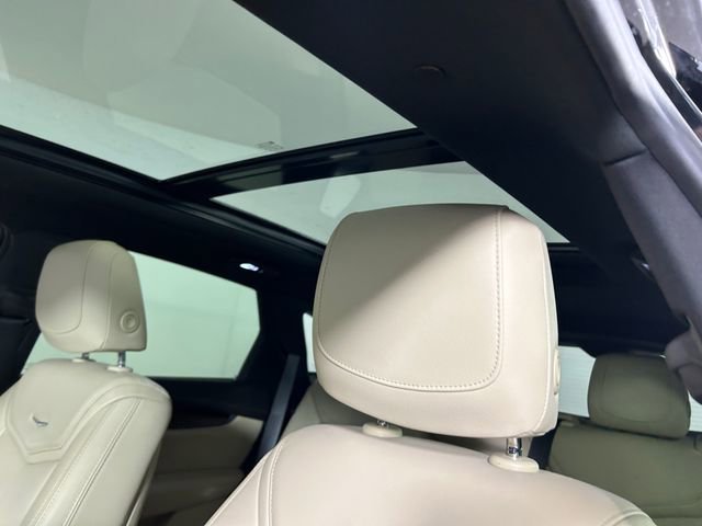 Used 2019 Cadillac XT5 Premium Luxury w/ Driver Assist Package image 13