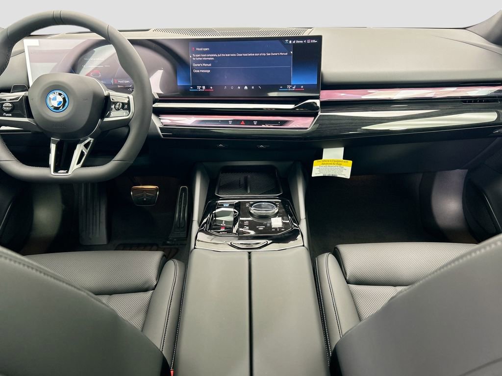 New 2026 BMW i5 eDrive40 w/ M Sport Package image 13