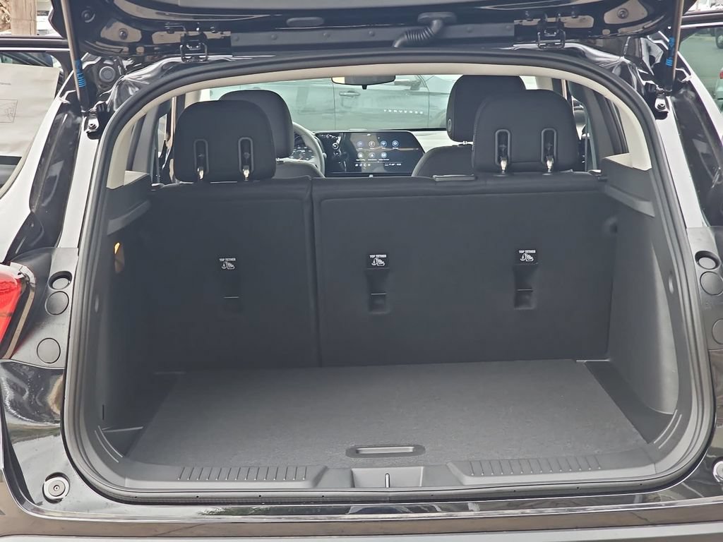 New 2026 Chevrolet Trax LS w/ LS Convenience Package FWD image 12