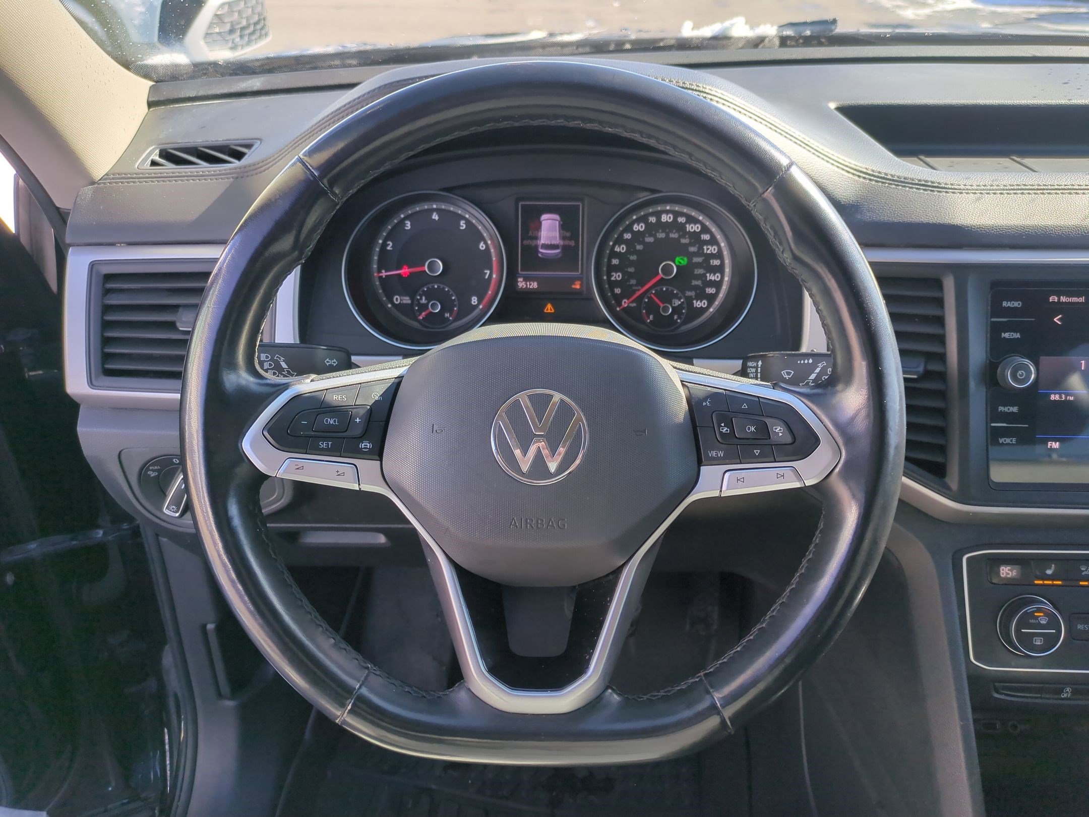Used 2021 Volkswagen Atlas SE image 18