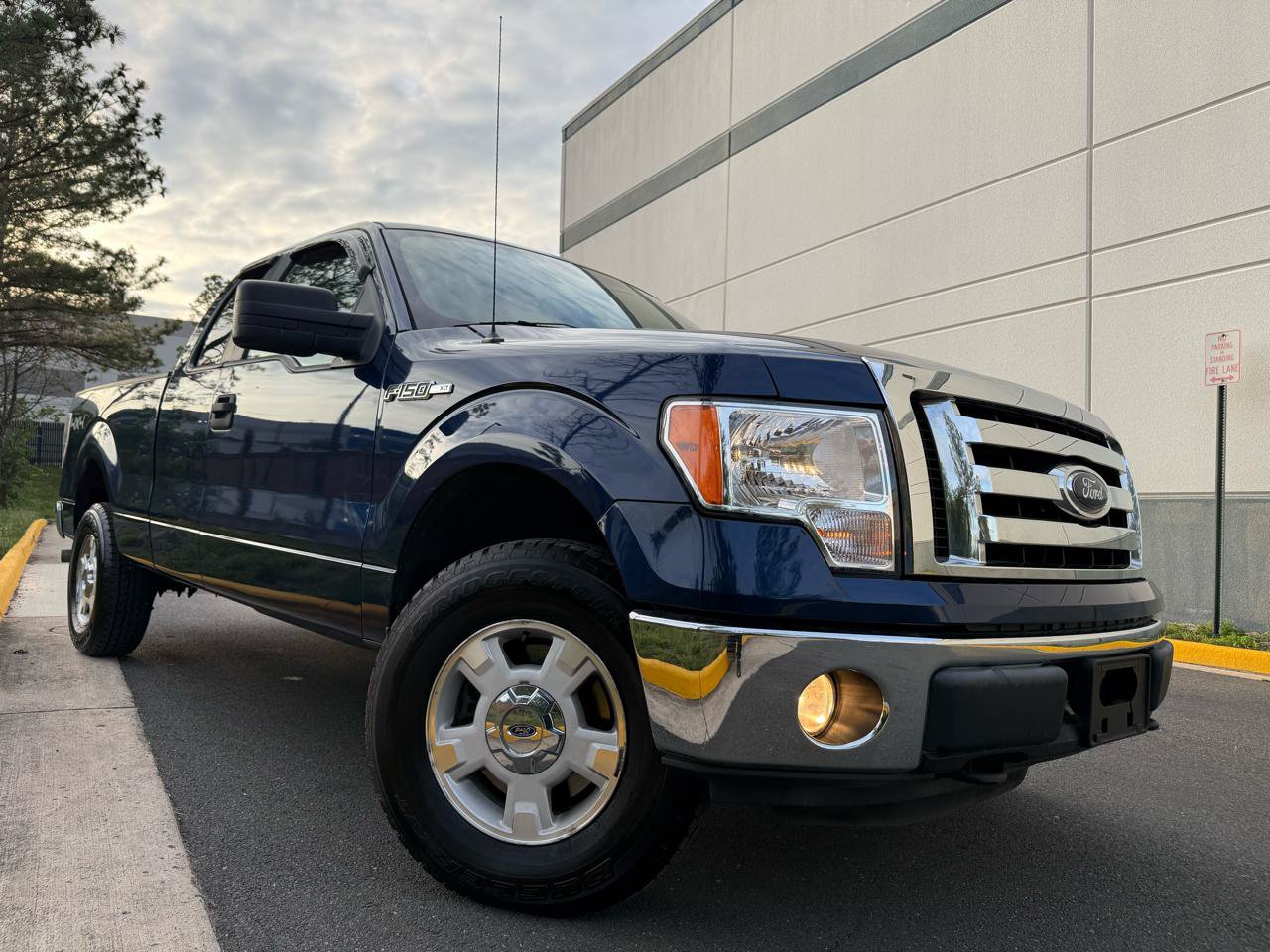 Used 2012 Ford F150 XLT AWD/4WD image 11
