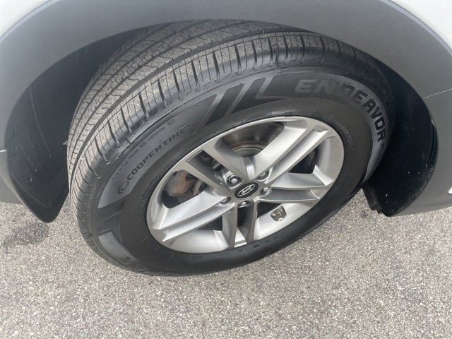 Used 2018 Hyundai Santa Fe Sport w/ 2.4L Value Package 02 image 16
