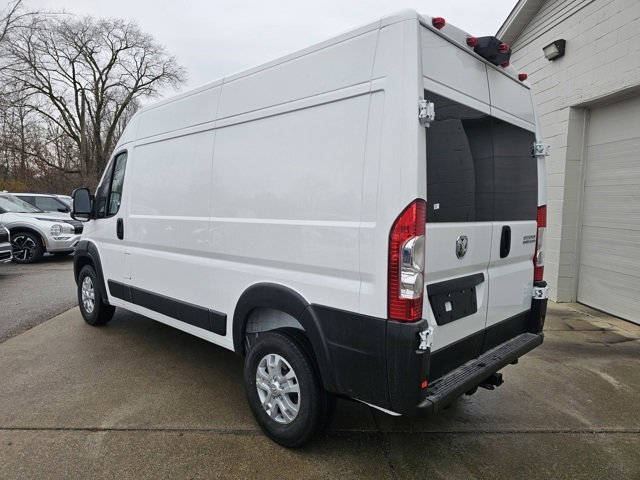 New 2025 RAM ProMaster 1500 w/ Quick Order Package 22G SLT image 7