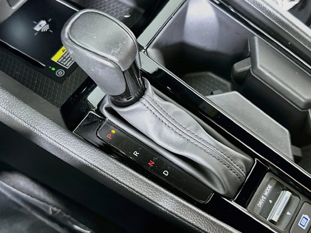 Used 2025 Honda Accord Sport image 32