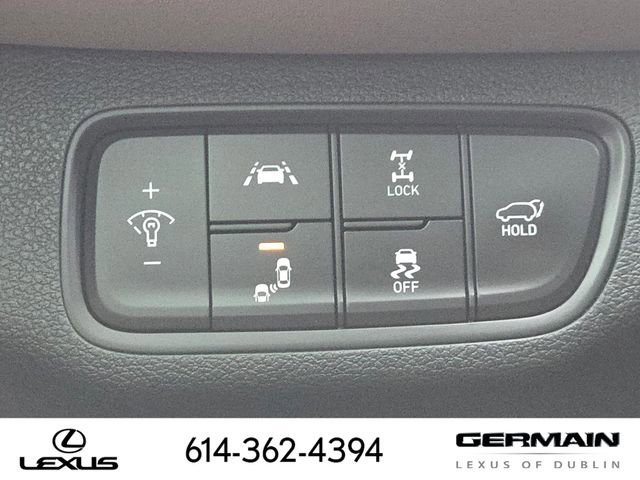 Used 2020 Hyundai Santa Fe Limited AWD/4WD image 29