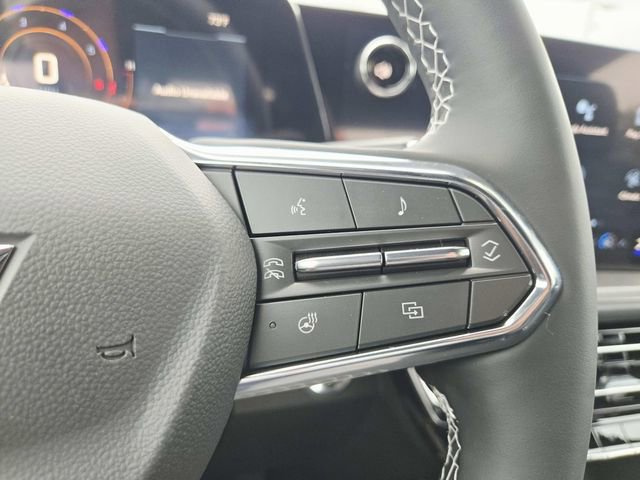 New 2026 Chevrolet Traverse LT w/ LPO, Floor Liner Package image 18