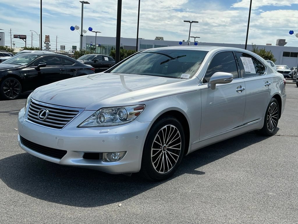 Used 2011 Lexus LS 460 AWD w/ Comfort Pkg image 7