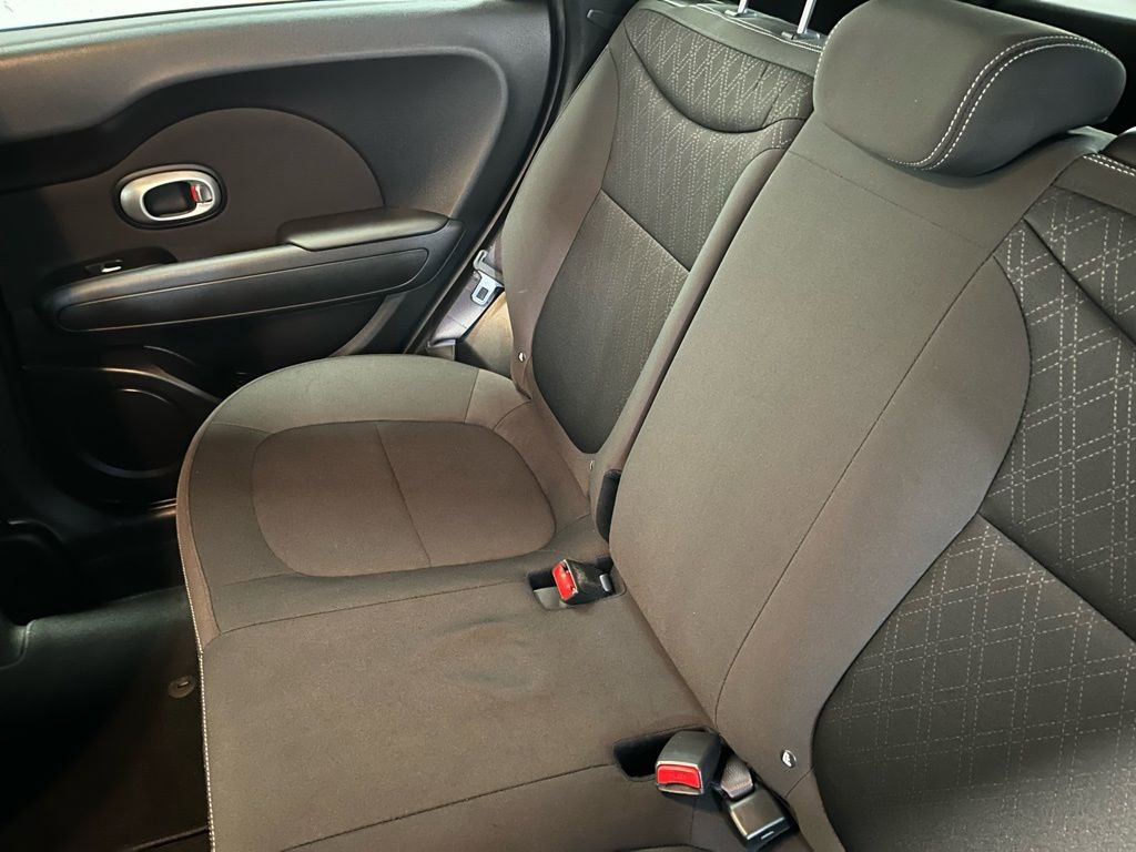 Used 2019 Kia Soul image 14