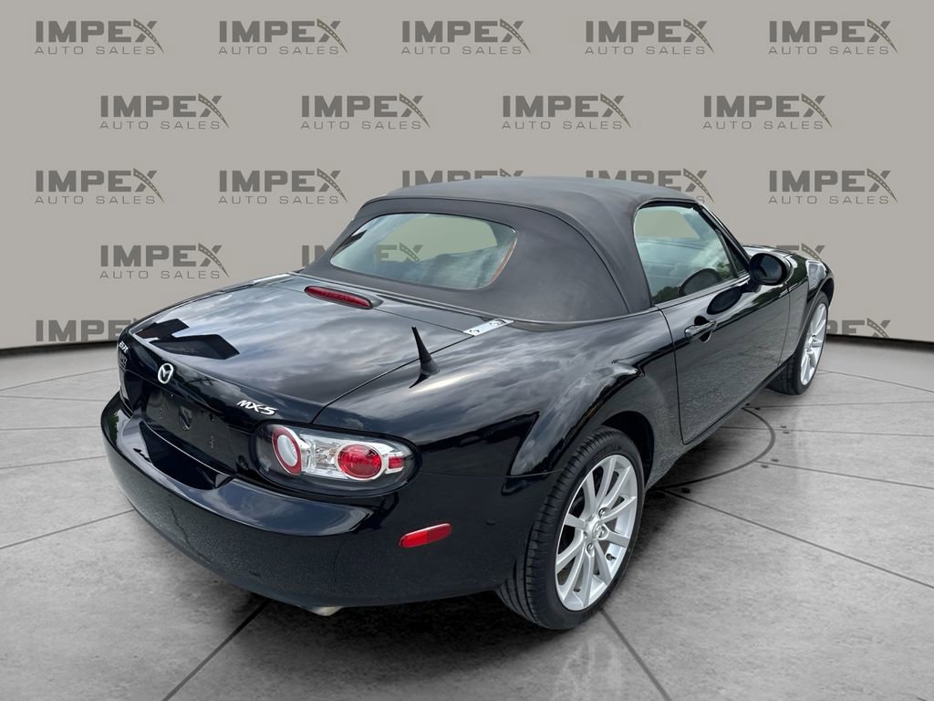 Used 2007 MAZDA MX-5 Miata Touring RWD image 4