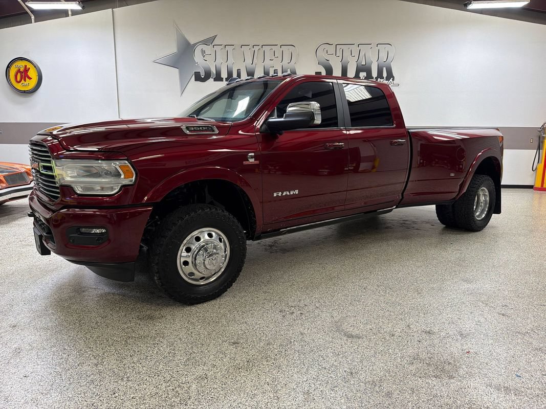 Used 2022 RAM 3500 Laramie AWD/4WD image 1