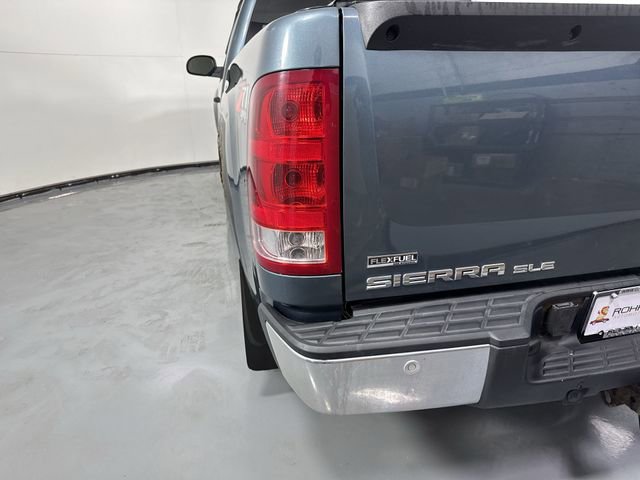 Used 2009 GMC Sierra 1500 SLE w/ Power Pack Plus AWD/4WD image 27