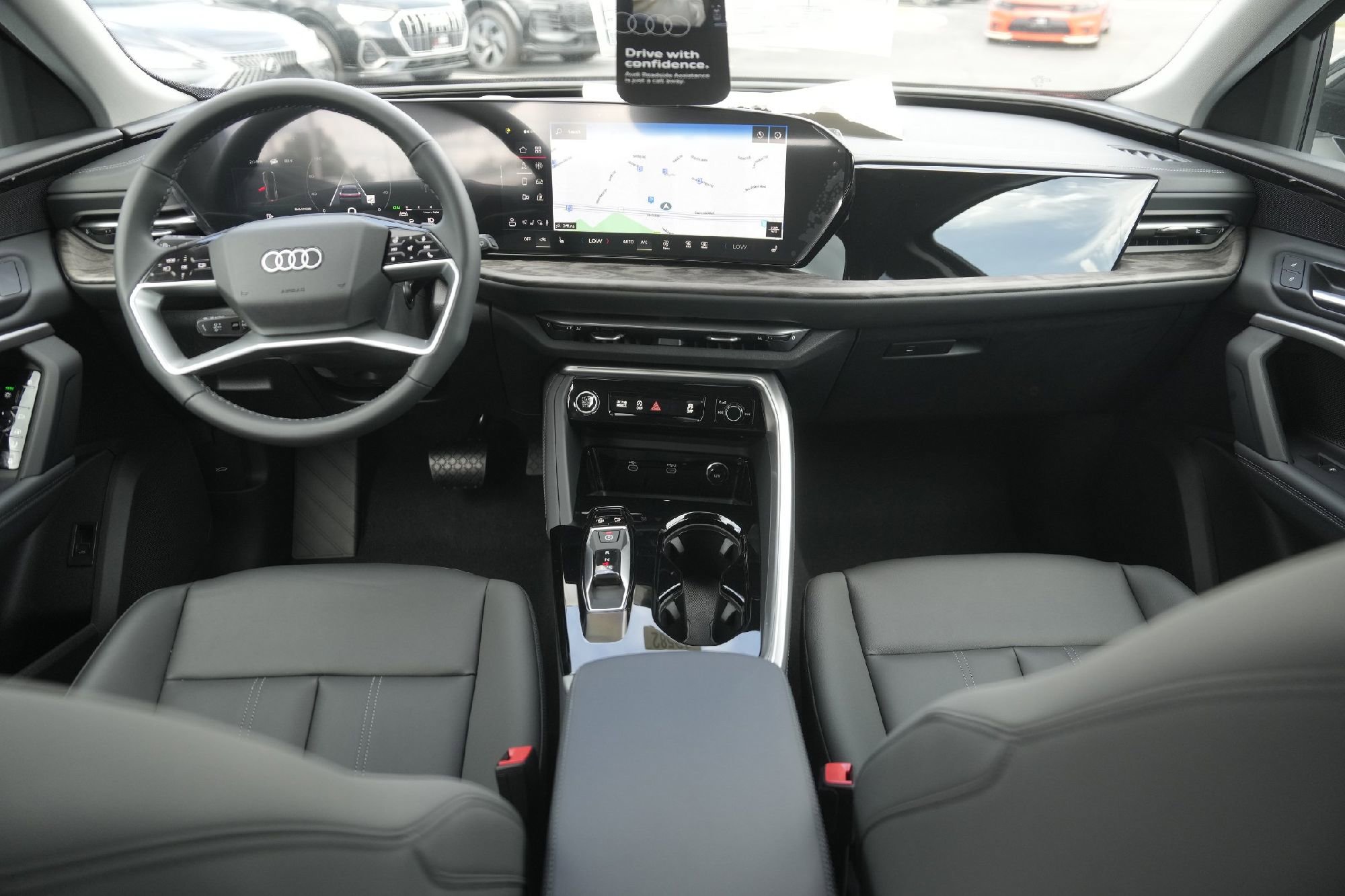 New 2025 Audi Q5 Premium image 16