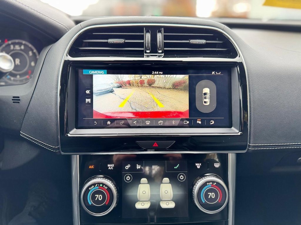 Used 2020 Jaguar XE R-Dynamic S image 15