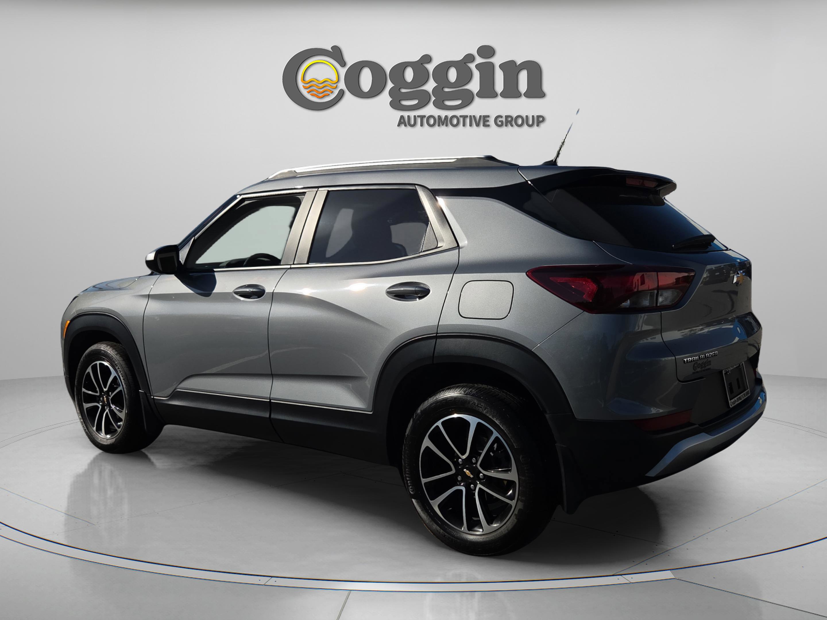 Certified 2024 Chevrolet TrailBlazer LT FWD image 3