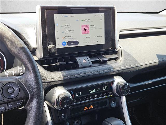 Used 2024 Toyota RAV4 XLE FWD image 19