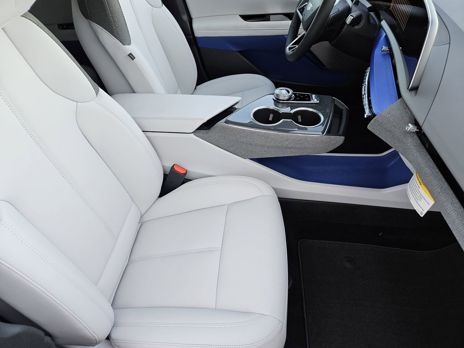 New 2026 Cadillac Optiq Sport 1 image 16