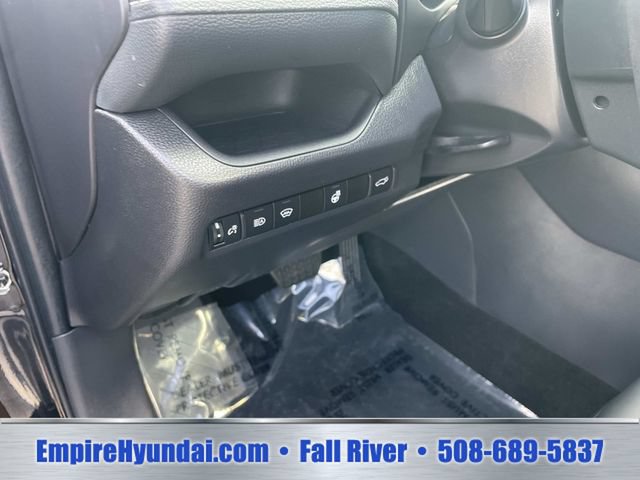 Used 2025 Toyota RAV4 XLE Premium w/ Weather Package AWD/4WD image 22