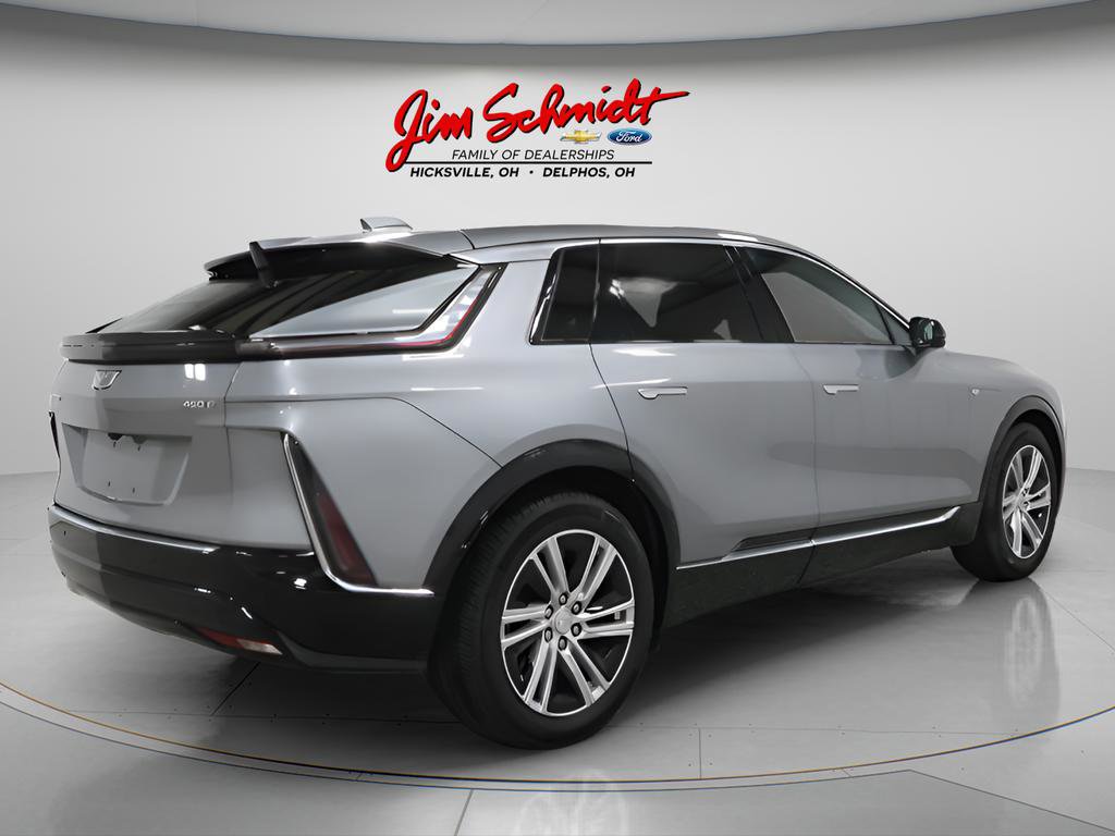 Used 2024 Cadillac Lyriq Tech image 6