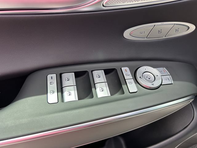 New 2026 Genesis GV70 2.5T Select AWD/4WD image 23