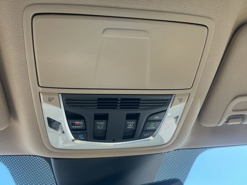 Certified 2023 Acura MDX FWD w/ Technology Package image 19