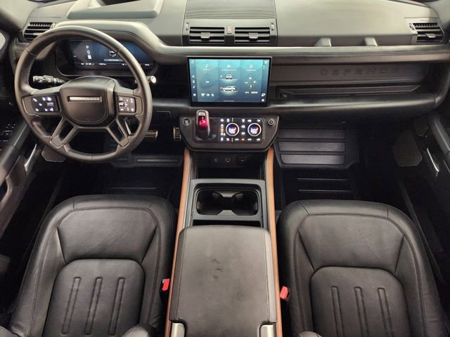 Used 2024 Land Rover Defender 130 X image 4