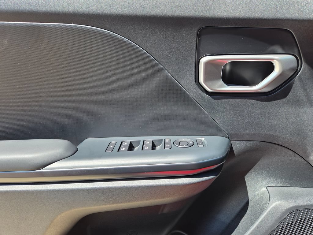 New 2026 Kia K4 FWD image 18