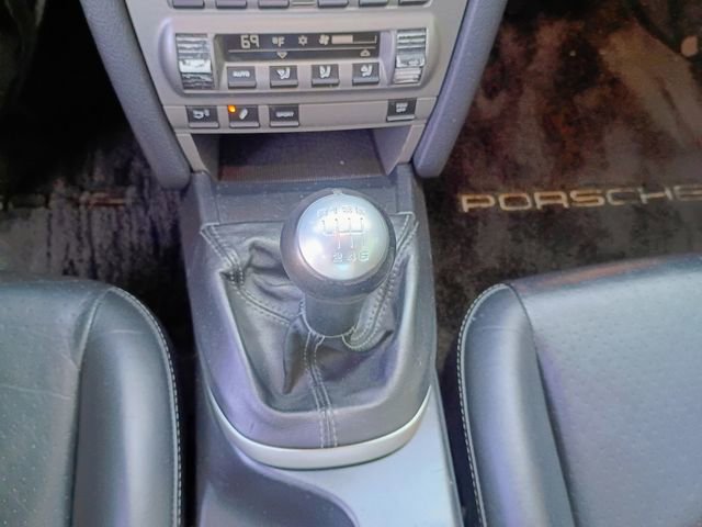 Used 2005 Porsche 911 Carrera S RWD image 38