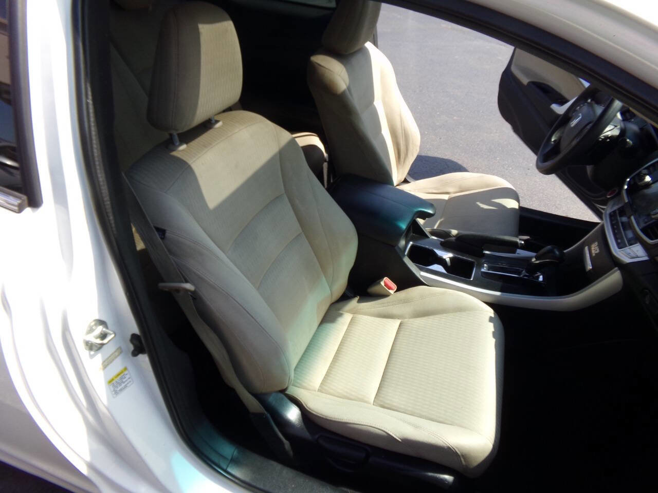 Used 2013 Honda Accord EX image 27