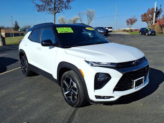 Used 2023 Chevrolet TrailBlazer RS image 3