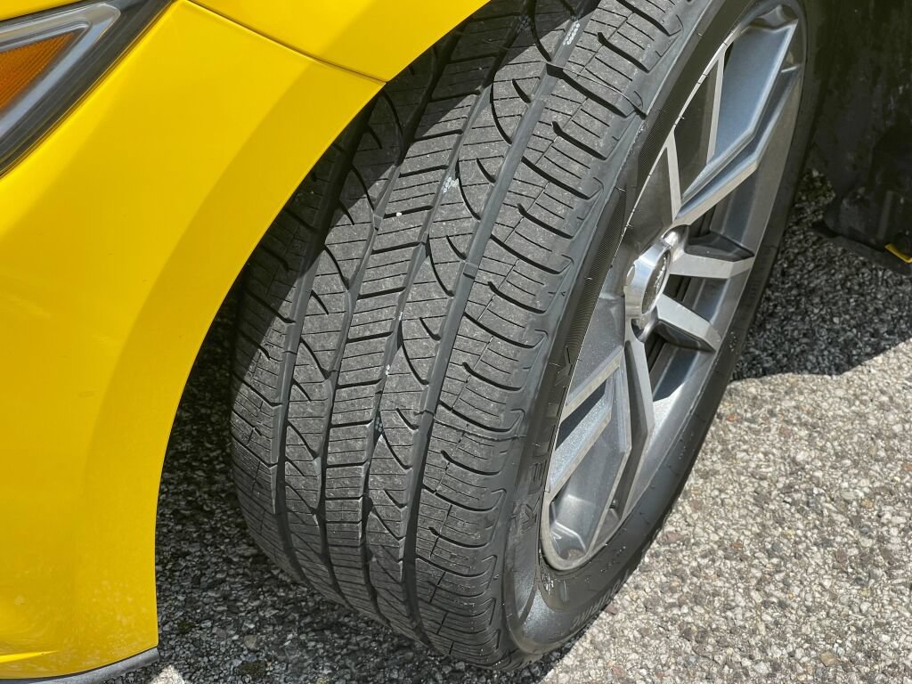 Used 2015 Ford Mustang Premium RWD image 33