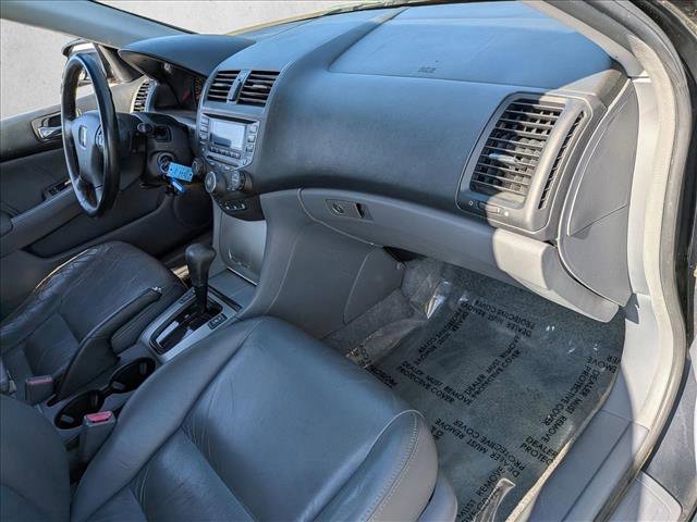 Used 2004 Honda Accord EX image 22