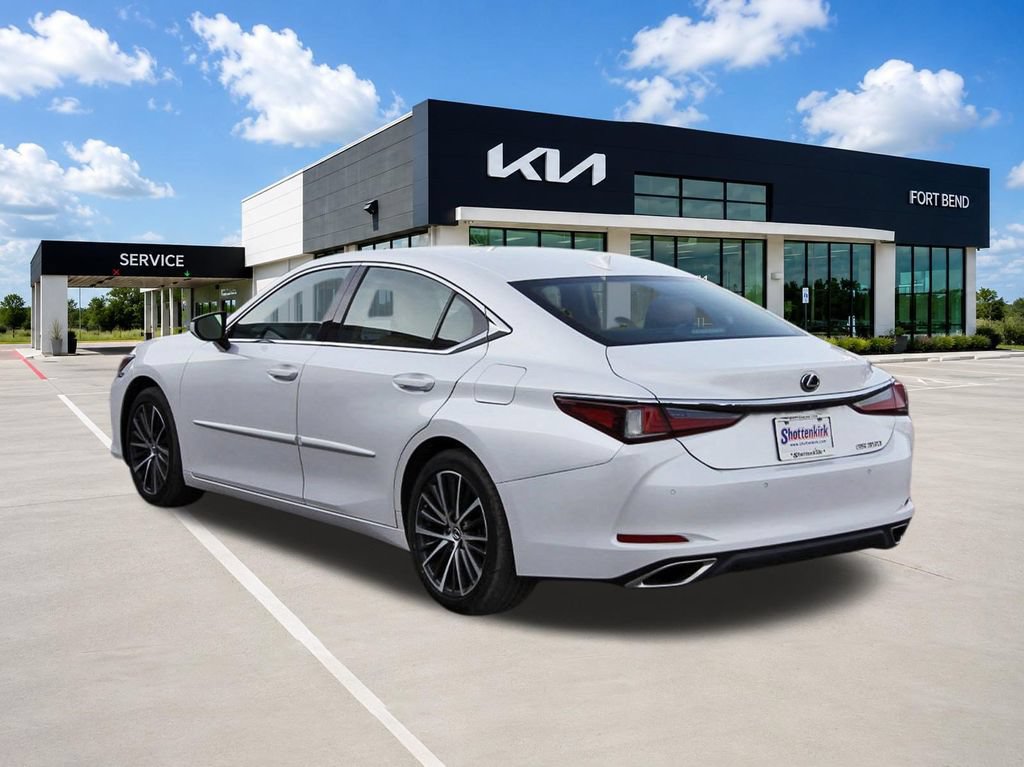 Used 2023 Lexus ES 350 w/ Premium Package FWD image 7