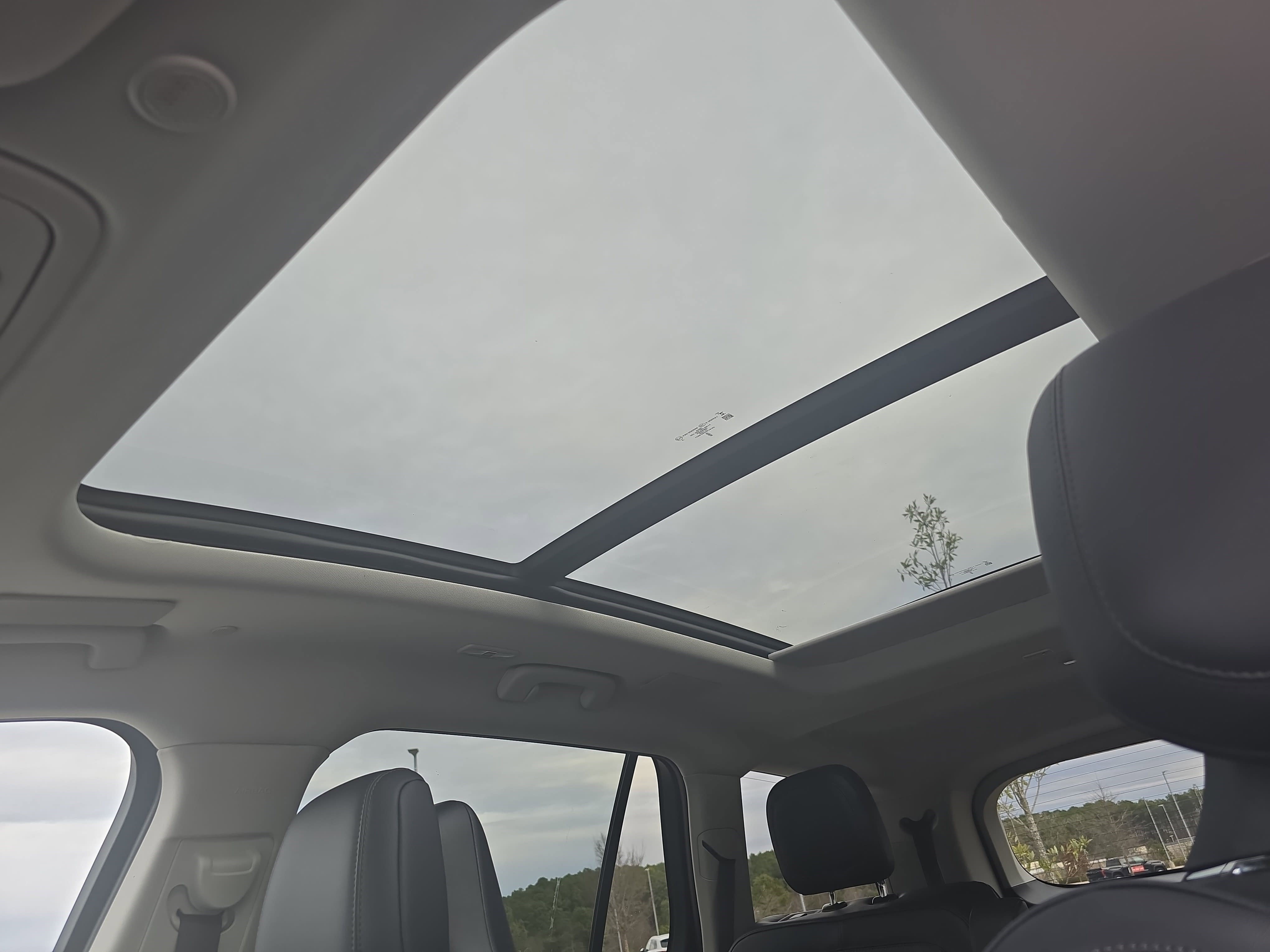 Used 2025 Lincoln Aviator Reserve w/ Equipment Group 201A image 30