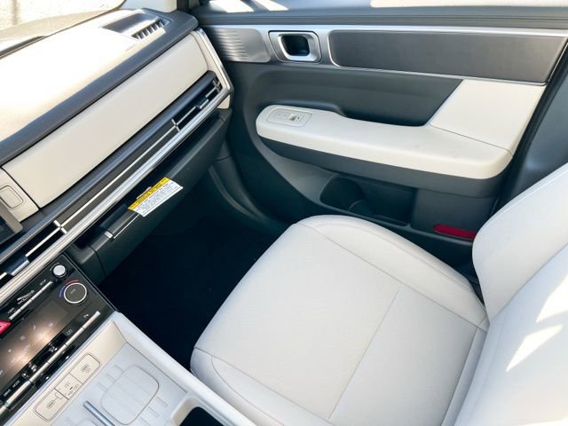 New 2026 Hyundai Santa Fe SE image 13