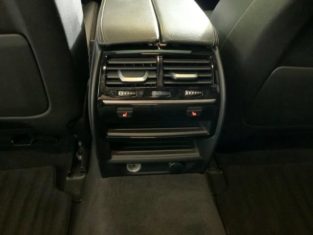 Used 2017 BMW 540i xDrive AWD/4WD image 27