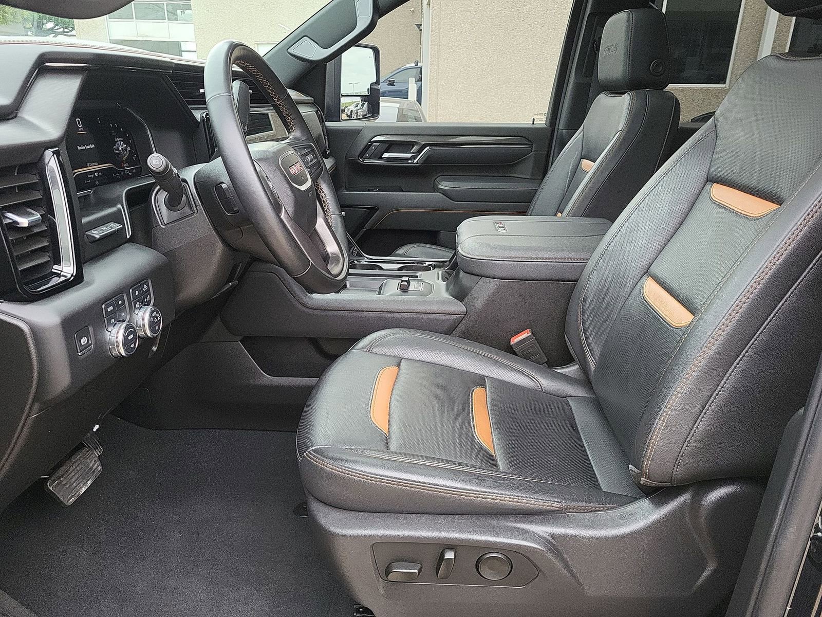 Used 2025 GMC Sierra 2500 AT4 w/ AT4 Premium Plus Package image 20