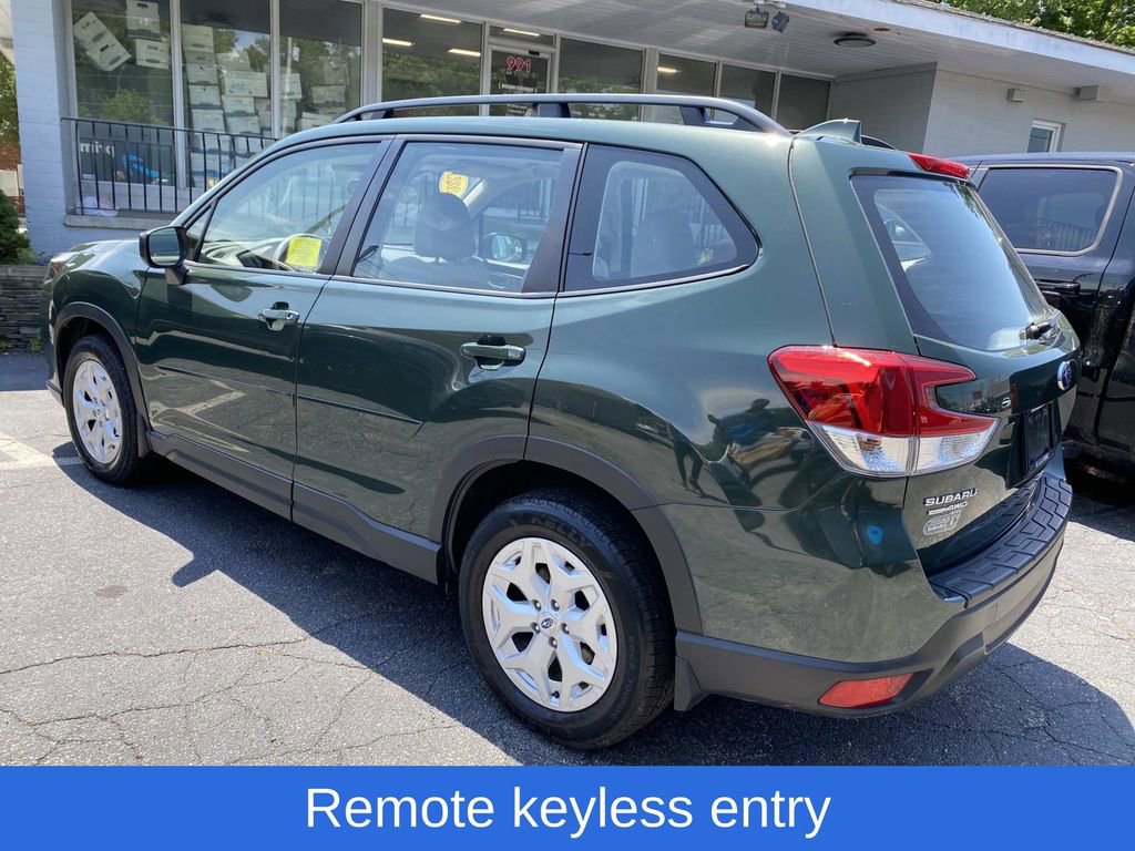Certified 2023 Subaru Forester AWD/4WD image 3